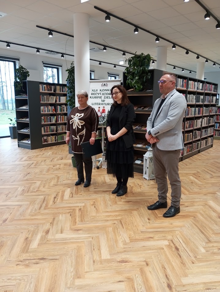 Młode talenty gminy Czarnia podtrzymują kurpiowską tradycję! [29.10.2025] - zdjęcie #22 - eOstroleka.pl