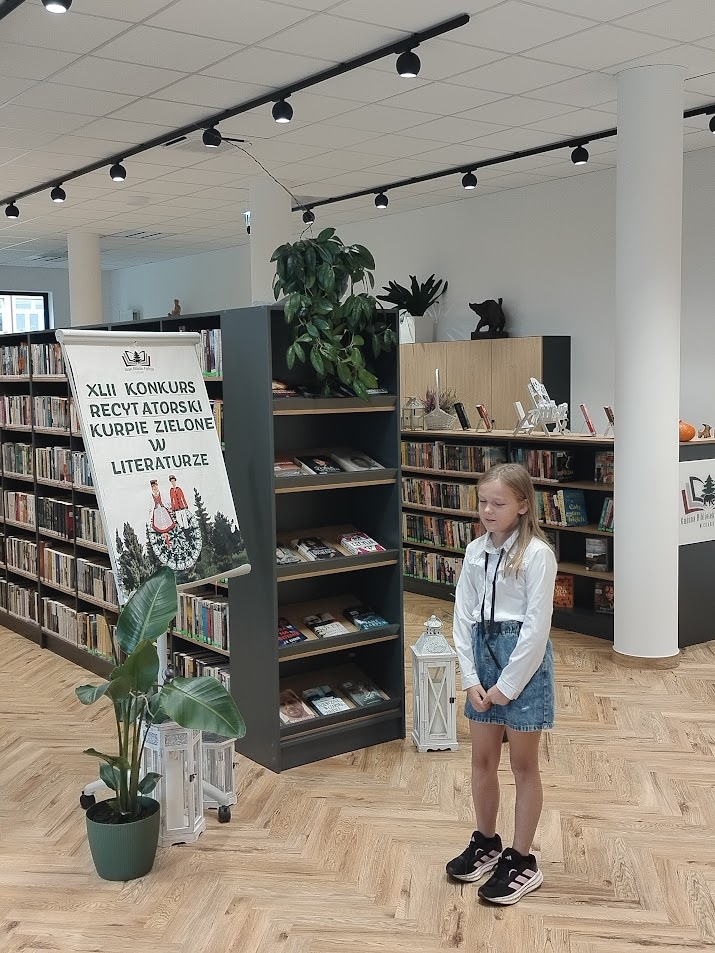 Młode talenty gminy Czarnia podtrzymują kurpiowską tradycję! [29.10.2025] - zdjęcie #21 - eOstroleka.pl