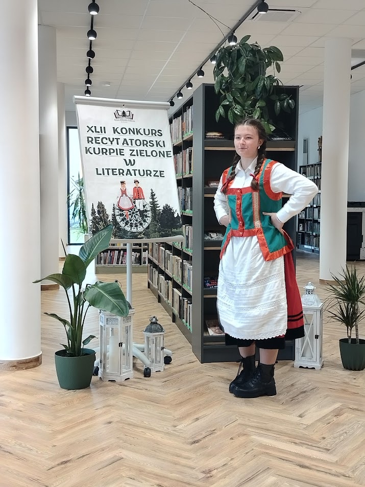 Młode talenty gminy Czarnia podtrzymują kurpiowską tradycję! [29.10.2025] - zdjęcie #13 - eOstroleka.pl