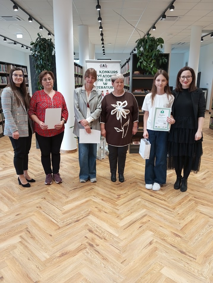 Młode talenty gminy Czarnia podtrzymują kurpiowską tradycję! [29.10.2025] - zdjęcie #4 - eOstroleka.pl