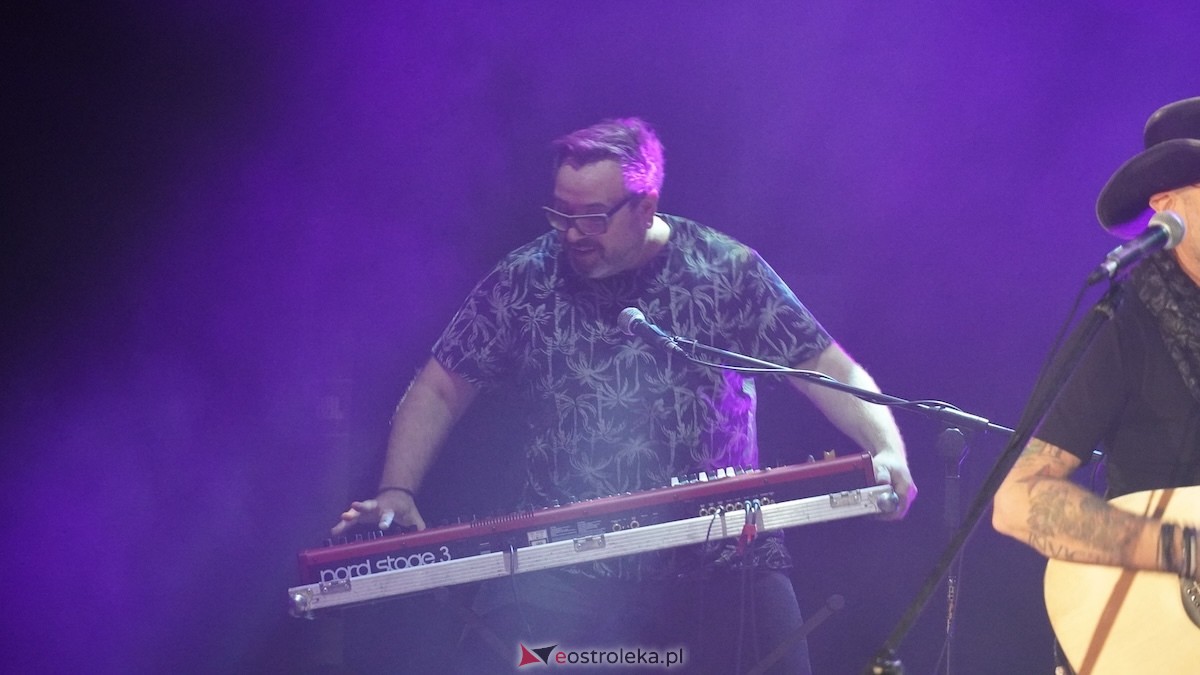 Jubileuszowy koncert zespołu Droga na Ostrołękę [3.11.2025] - zdjęcie #81 - eOstroleka.pl