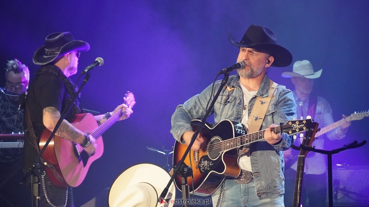 Jubileuszowy koncert zespołu Droga na Ostrołękę [3.11.2025] - zdjęcie #77 - eOstroleka.pl