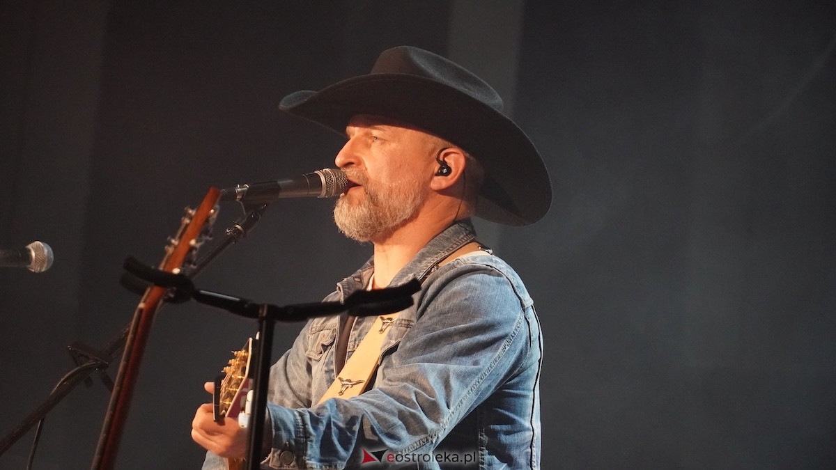 Jubileuszowy koncert zespołu Droga na Ostrołękę [3.11.2025] - zdjęcie #73 - eOstroleka.pl
