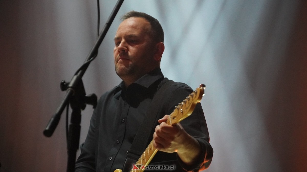 Jubileuszowy koncert zespołu Droga na Ostrołękę [3.11.2025] - zdjęcie #71 - eOstroleka.pl