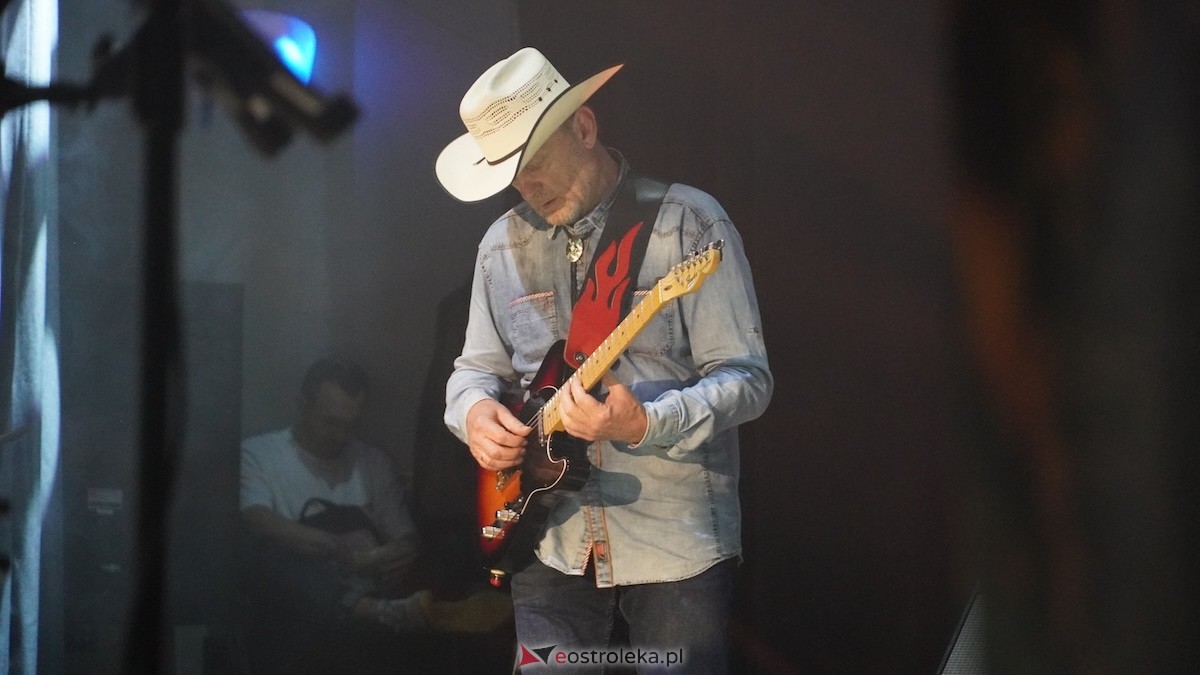Jubileuszowy koncert zespołu Droga na Ostrołękę [3.11.2025] - zdjęcie #70 - eOstroleka.pl
