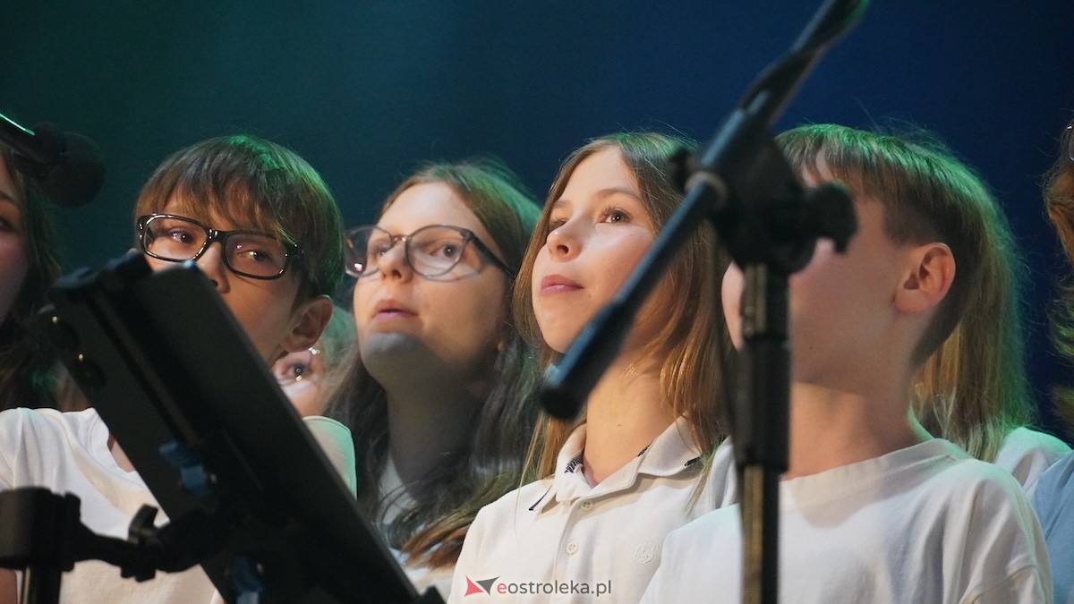 Jubileuszowy koncert zespołu Droga na Ostrołękę [3.11.2025] - zdjęcie #50 - eOstroleka.pl