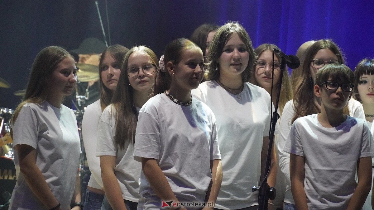 Jubileuszowy koncert zespołu Droga na Ostrołękę [3.11.2025] - zdjęcie #44 - eOstroleka.pl