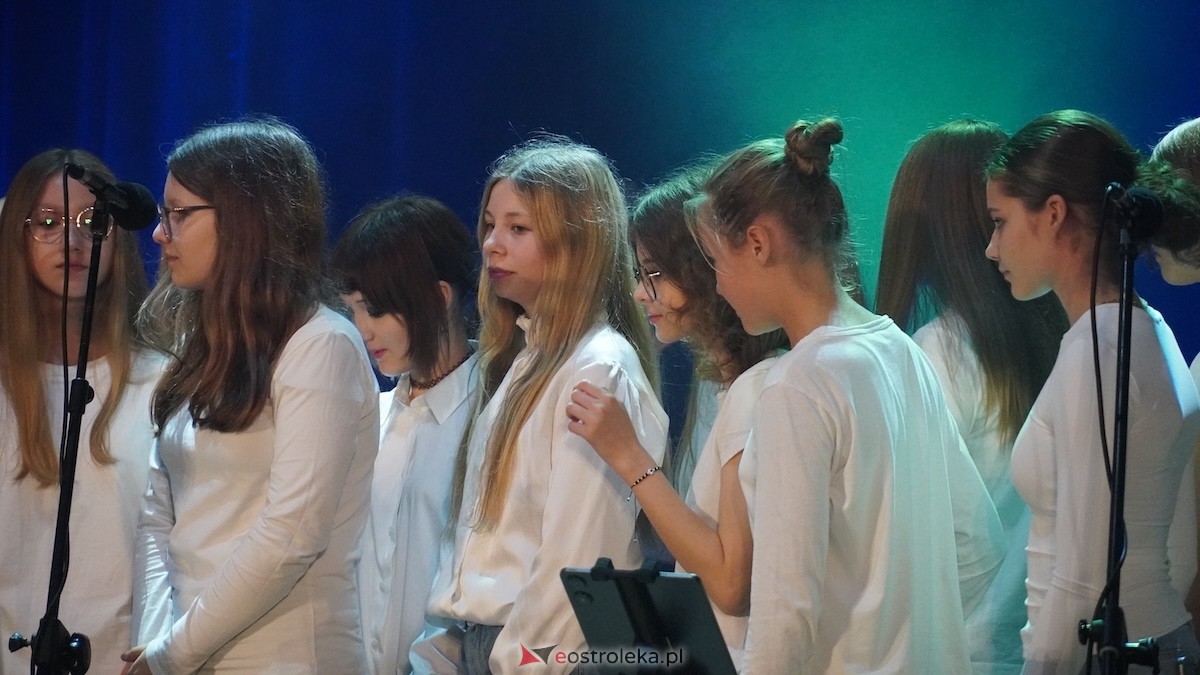 Jubileuszowy koncert zespołu Droga na Ostrołękę [3.11.2025] - zdjęcie #43 - eOstroleka.pl