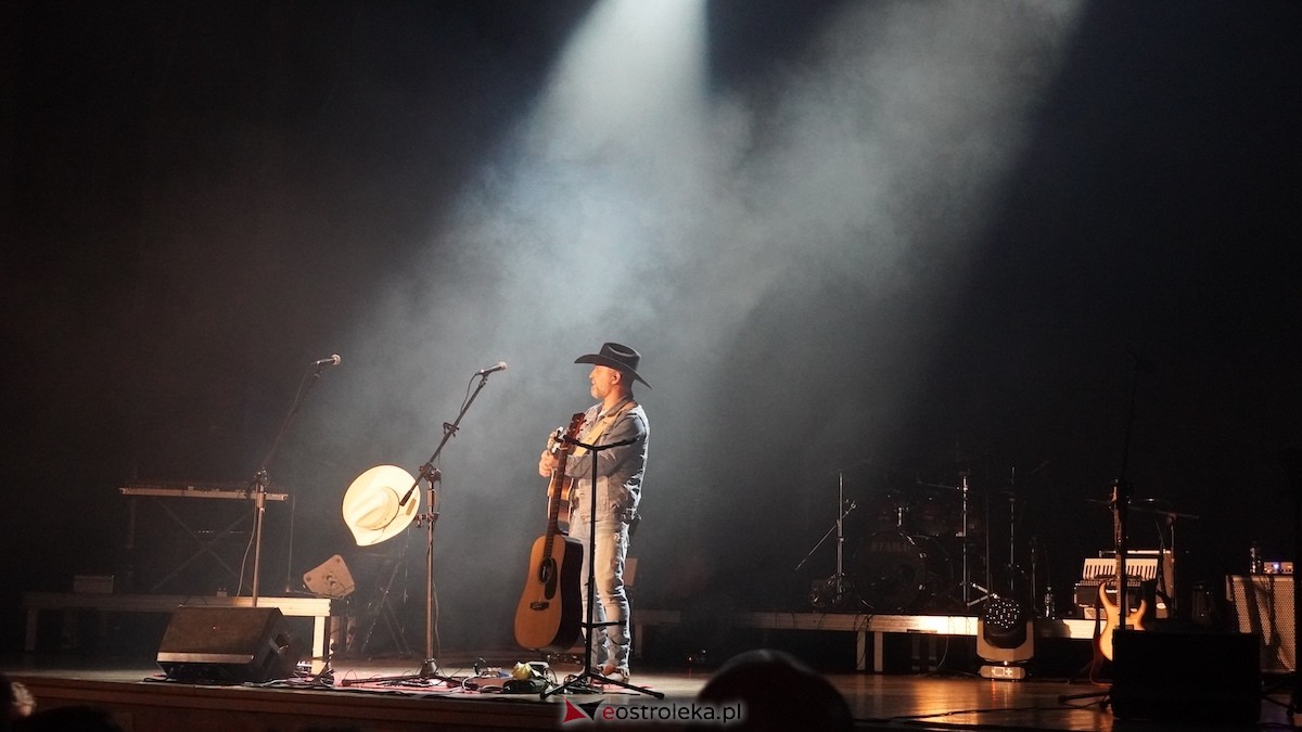 Jubileuszowy koncert zespołu Droga na Ostrołękę [3.11.2025] - zdjęcie #30 - eOstroleka.pl