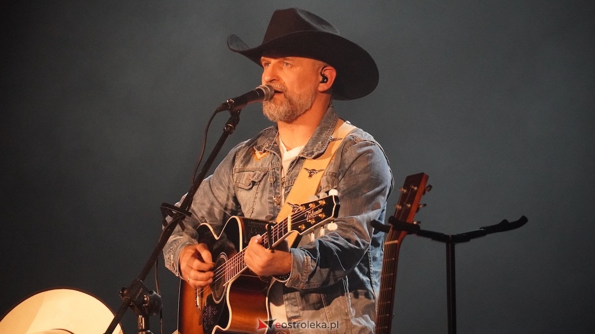 Jubileuszowy koncert zespołu Droga na Ostrołękę [3.11.2025] - zdjęcie #28 - eOstroleka.pl