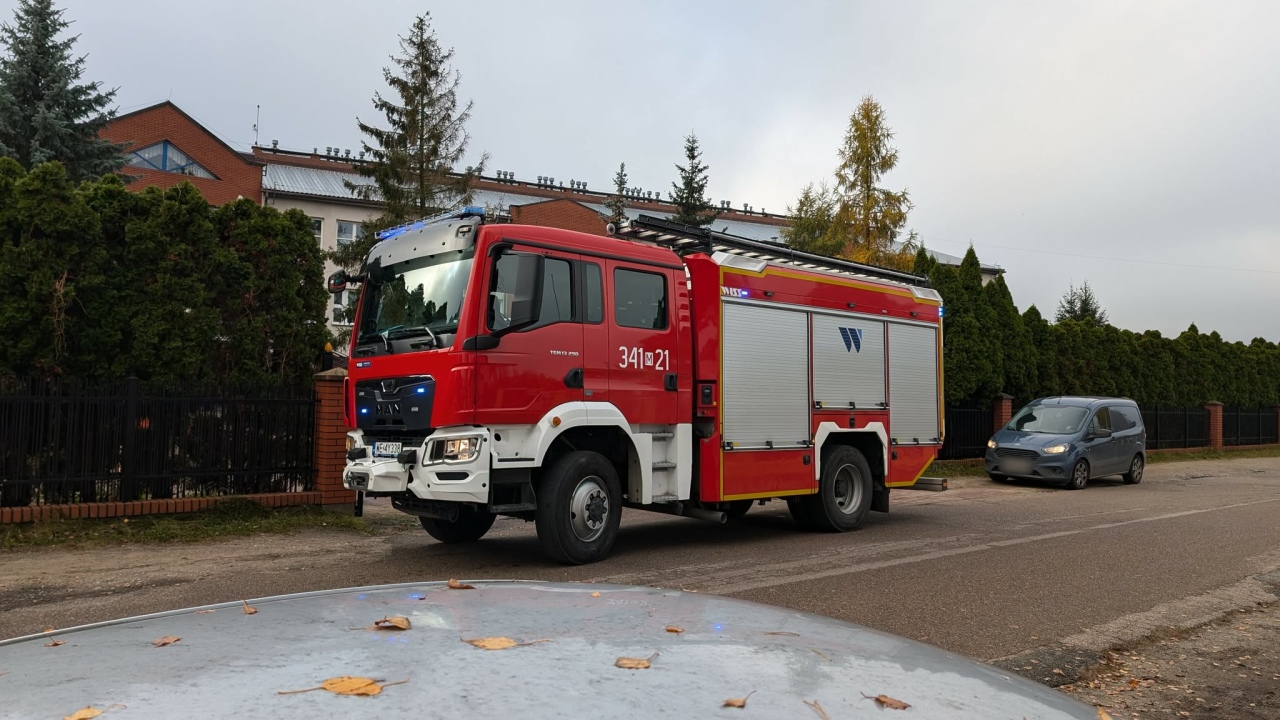 Akcja ratunkowa w DPS-ie [04.11.2025] - zdjęcie #6 - eOstroleka.pl