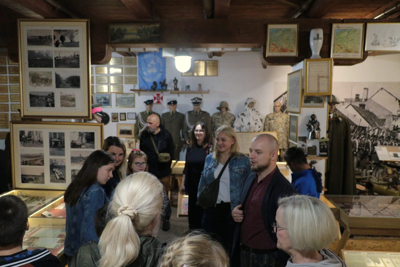 „Muzeum dla sąsiedztwa” – podsumowanie projektu edukacyjnego - zdjęcie #24 - eOstroleka.pl
