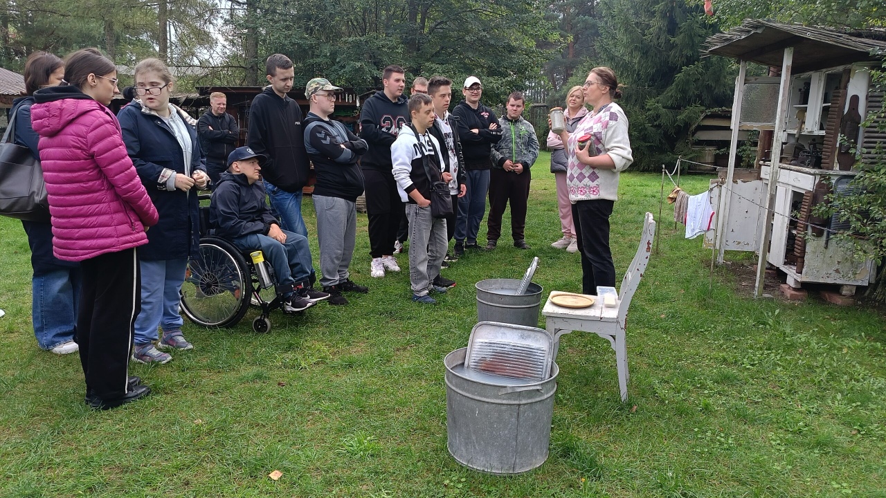 „Muzeum dla sąsiedztwa” – podsumowanie projektu edukacyjnego - zdjęcie #15 - eOstroleka.pl