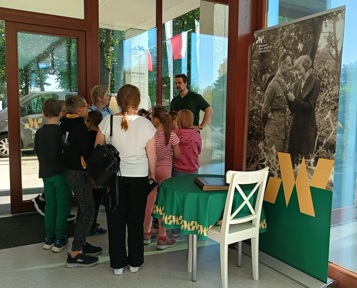„Muzeum dla sąsiedztwa” – podsumowanie projektu edukacyjnego - zdjęcie #1 - eOstroleka.pl