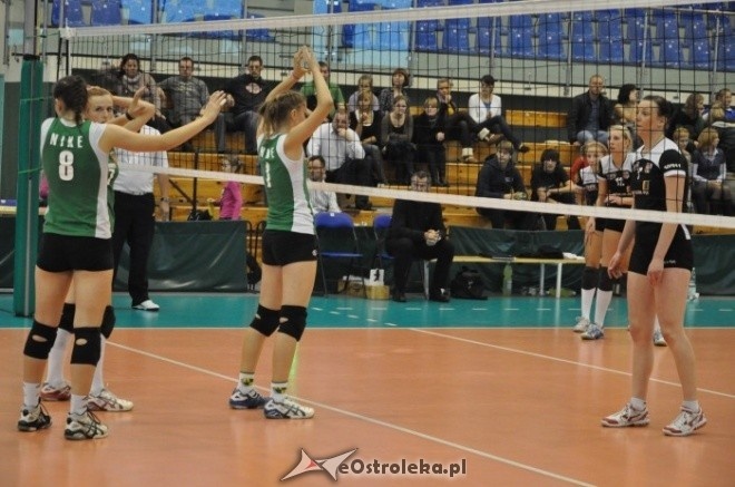 Nike Ostrołęka - UKS Ozorków (29.10.2011) - zdjęcie #32 - eOstroleka.pl