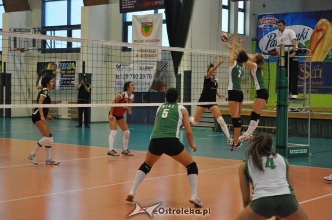 Nike Ostrołęka - UKS Ozorków (29.10.2011) - zdjęcie #18 - eOstroleka.pl