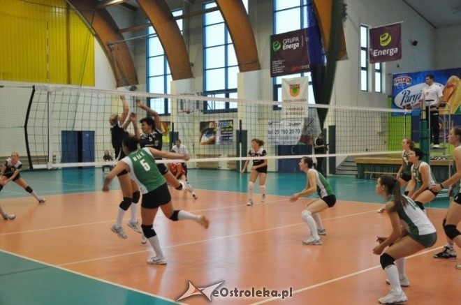 Nike Ostrołęka - UKS Ozorków (29.10.2011) - zdjęcie #11 - eOstroleka.pl