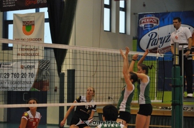 Nike Ostrołęka - UKS Ozorków (29.10.2011) - zdjęcie #2 - eOstroleka.pl
