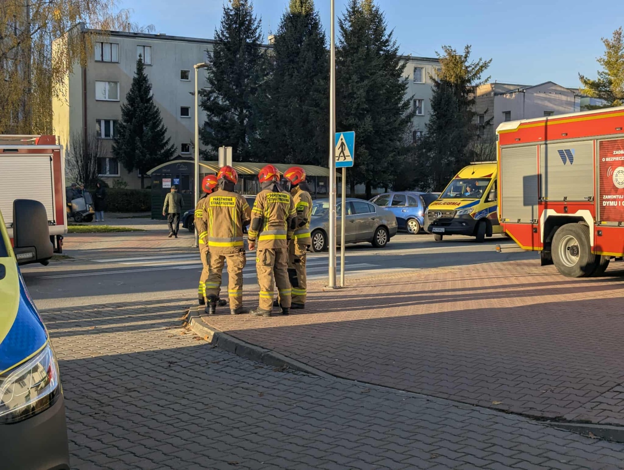 Wypadek na Sikorskiego [6.11.2025] - zdjęcie #5 - eOstroleka.pl