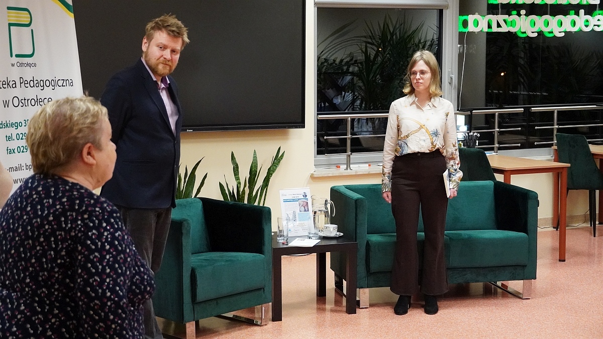 Ostrołęcka premiera tomiku poezji “Carmina cantare”, Katarzyny Łady [06.11.2025] - zdjęcie #16 - eOstroleka.pl