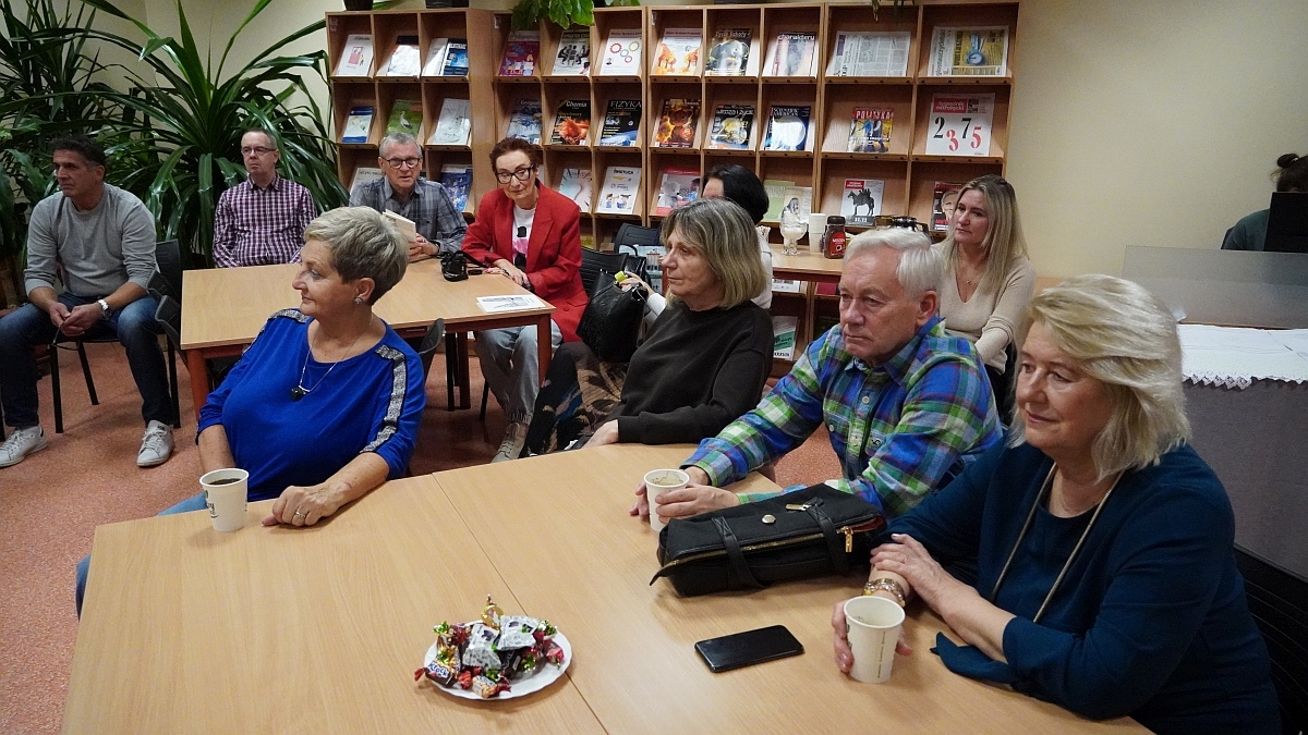 Ostrołęcka premiera tomiku poezji “Carmina cantare”, Katarzyny Łady [06.11.2025] - zdjęcie #7 - eOstroleka.pl