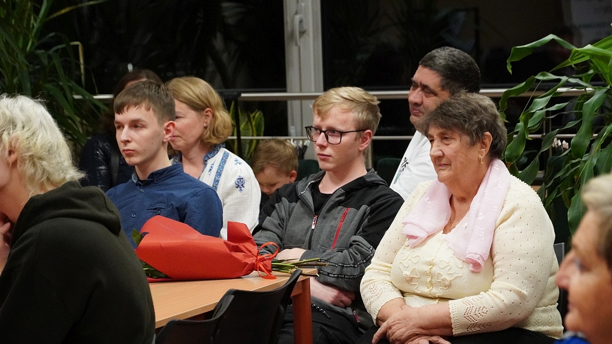 Ostrołęcka premiera tomiku poezji “Carmina cantare”, Katarzyny Łady [06.11.2025] - zdjęcie #6 - eOstroleka.pl