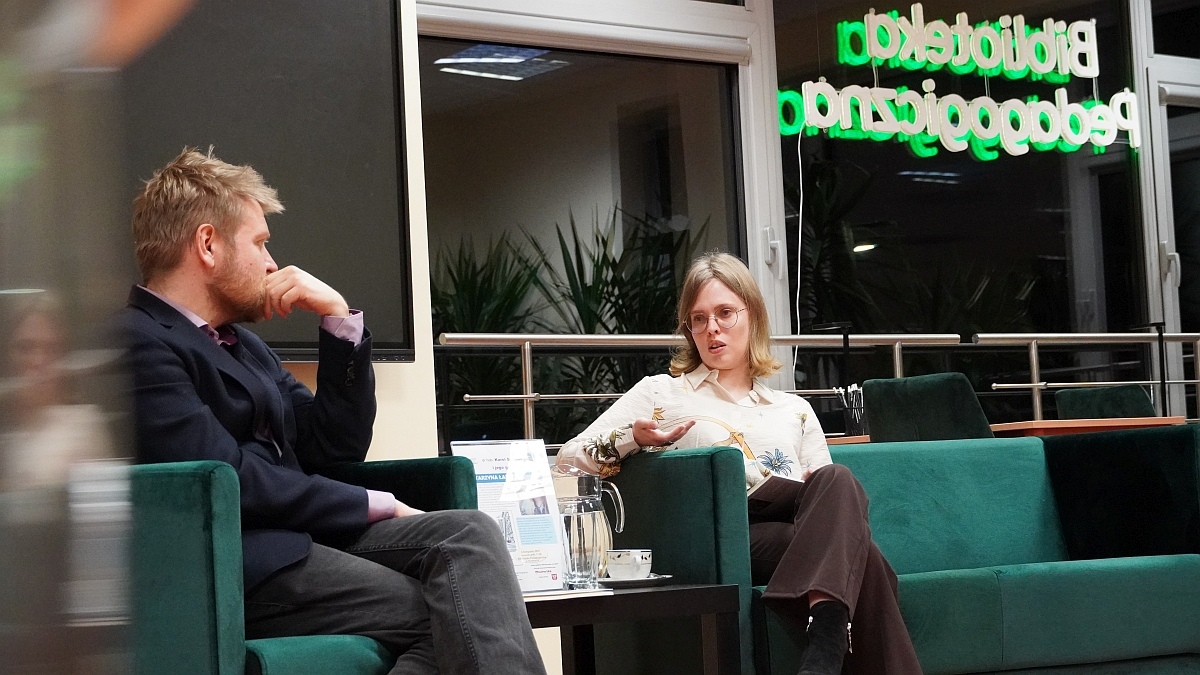 Ostrołęcka premiera tomiku poezji “Carmina cantare”, Katarzyny Łady [06.11.2025] - zdjęcie #1 - eOstroleka.pl