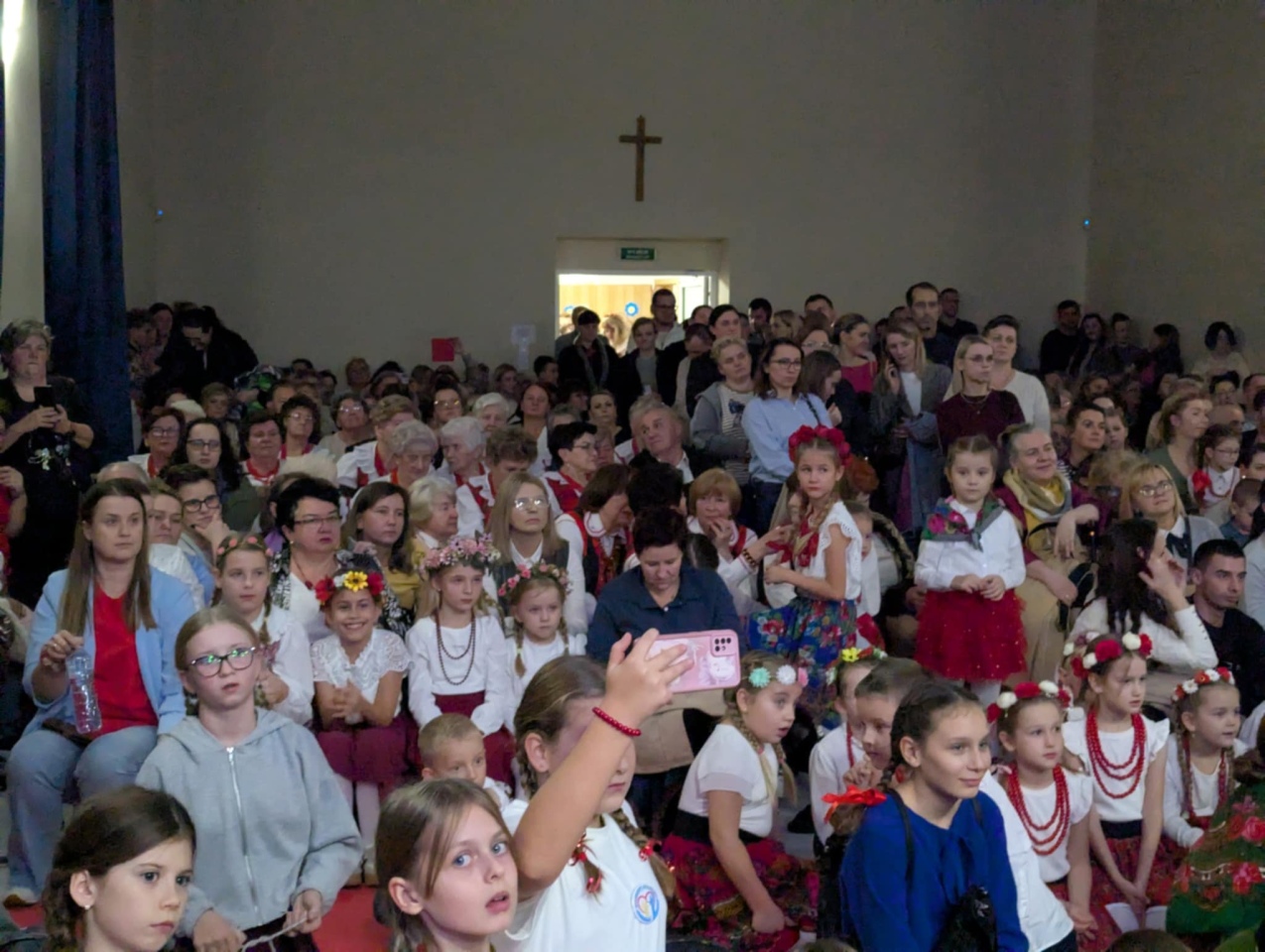 Koncert charytatywny w Goworowie [6.11.2025] - zdjęcie #24 - eOstroleka.pl
