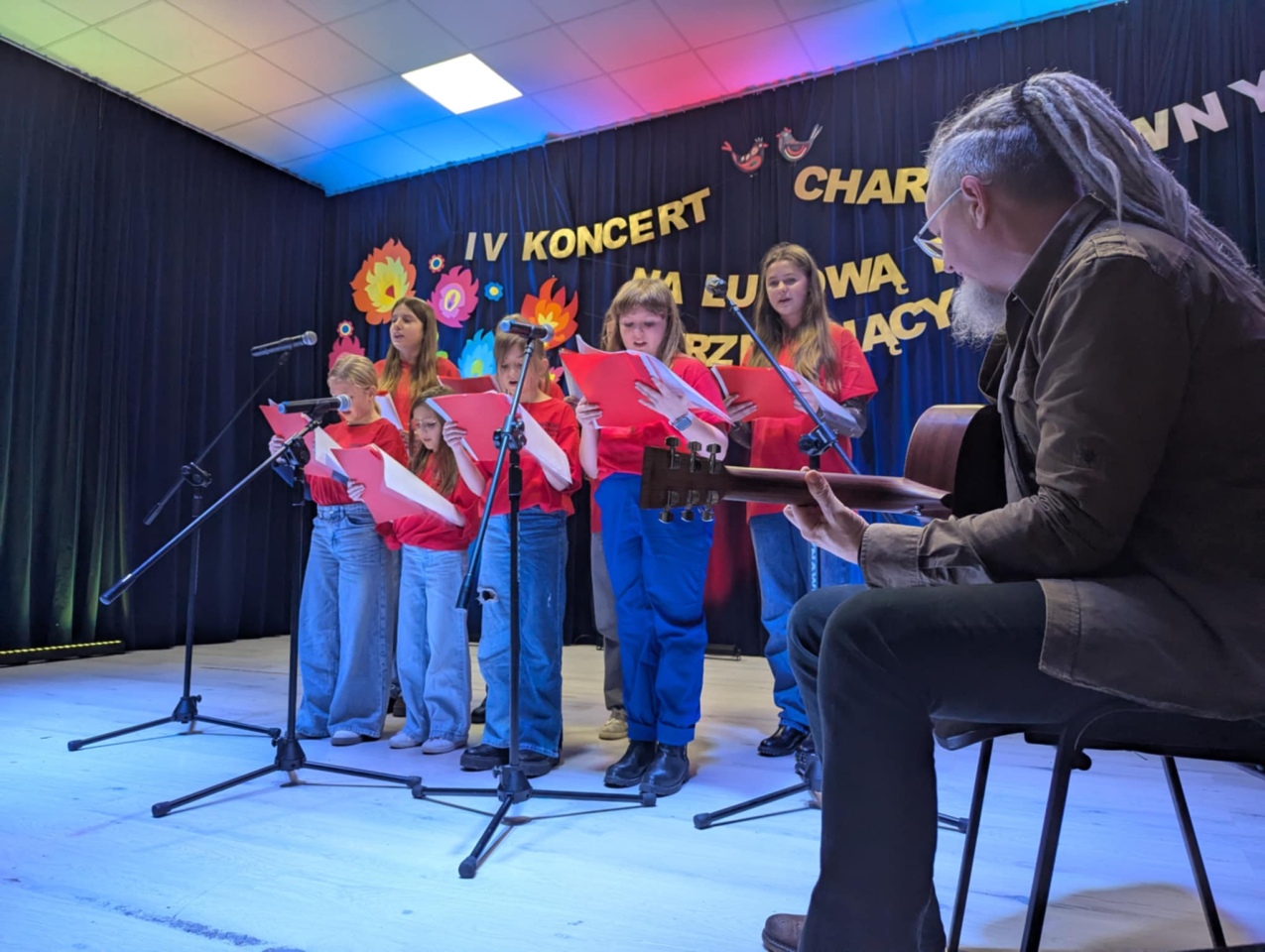 Koncert charytatywny w Goworowie [6.11.2025] - zdjęcie #14 - eOstroleka.pl