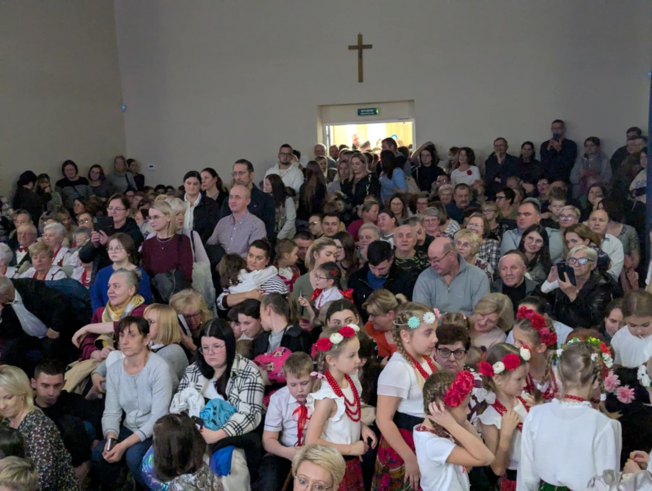 Koncert charytatywny w Goworowie [6.11.2025] - zdjęcie #12 - eOstroleka.pl