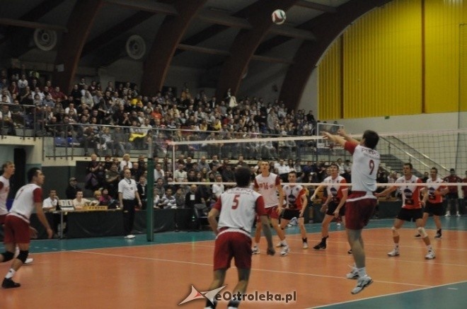 Pekpol Ostrołęka- Siatkarz Wieluń (29.10.2011) - zdjęcie #3 - eOstroleka.pl