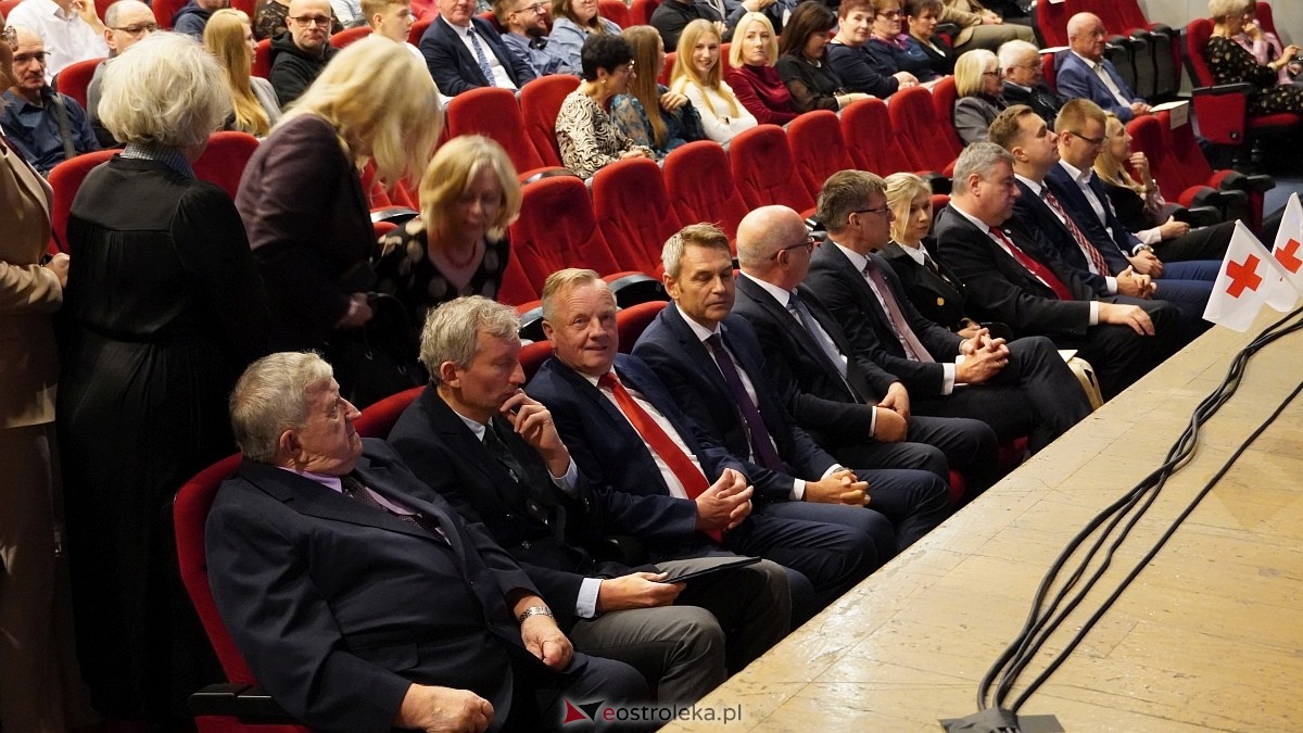 Gala Honorowych Dawców Krwi w Ostrołęce [08.11.2025] - zdjęcie #145 - eOstroleka.pl