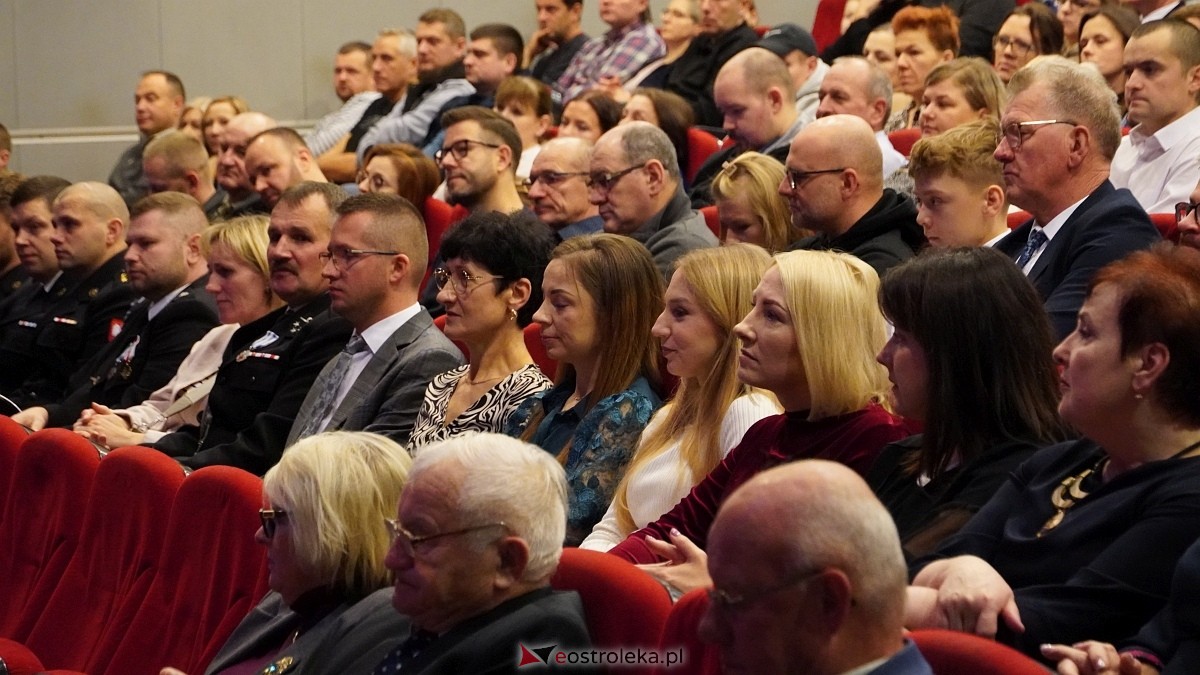 Gala Honorowych Dawców Krwi w Ostrołęce [08.11.2025] - zdjęcie #124 - eOstroleka.pl