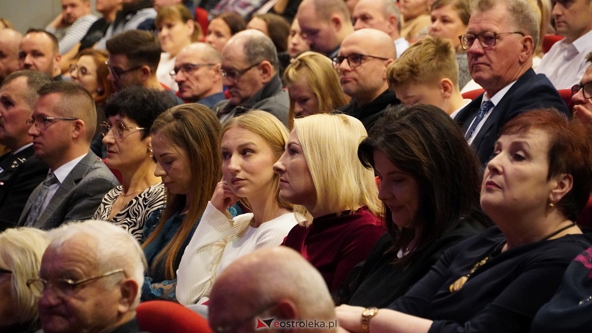 Gala Honorowych Dawców Krwi w Ostrołęce [08.11.2025] - zdjęcie #117 - eOstroleka.pl