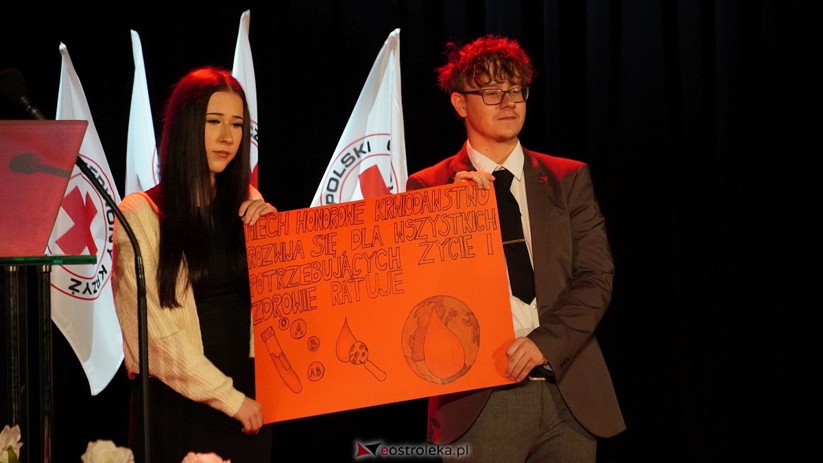 Gala Honorowych Dawców Krwi w Ostrołęce [08.11.2025] - zdjęcie #103 - eOstroleka.pl
