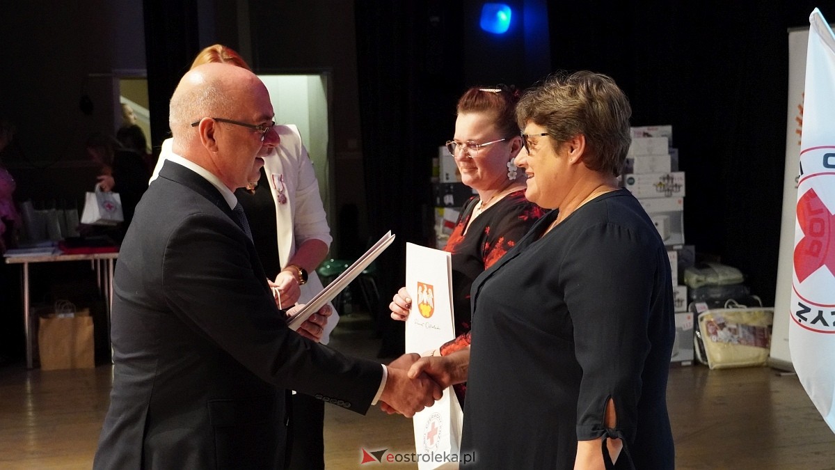 Gala Honorowych Dawców Krwi w Ostrołęce [08.11.2025] - zdjęcie #6 - eOstroleka.pl