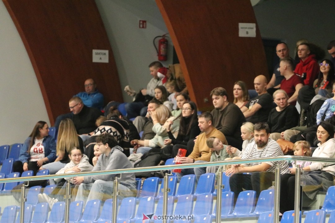 SPS Volley Ostrołęka - Iskra Warszawa [8.11.2025] - zdjęcie #52 - eOstroleka.pl