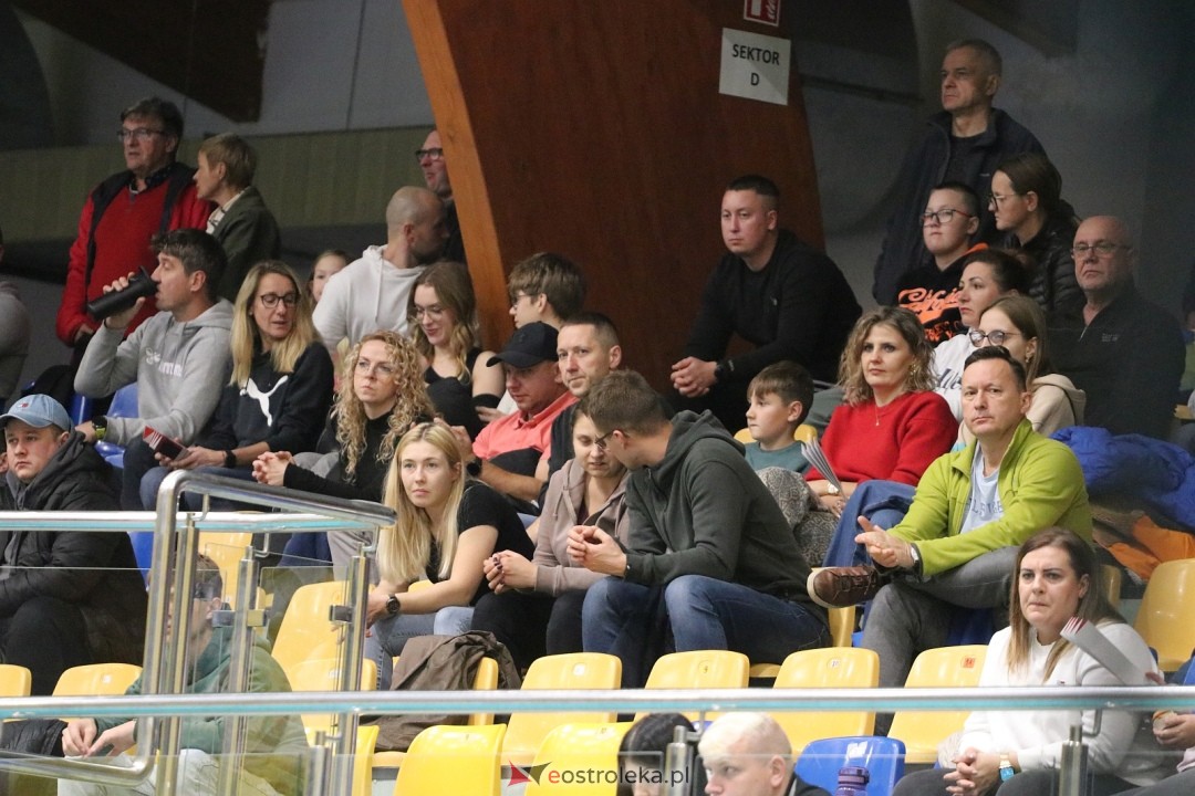 SPS Volley Ostrołęka - Iskra Warszawa [8.11.2025] - zdjęcie #49 - eOstroleka.pl