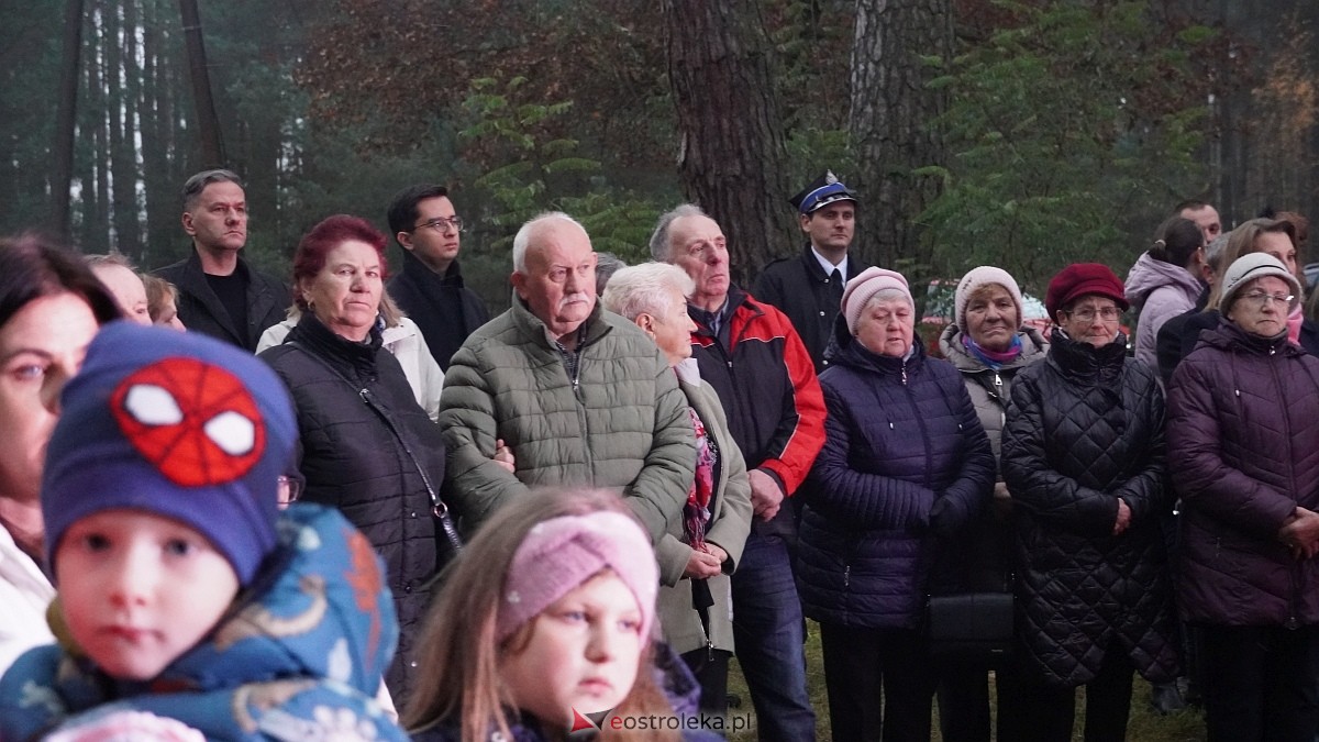 Uroczystość Za Obrońców Ojczyzny w Kamiance [08.11.2025] - zdjęcie #104 - eOstroleka.pl