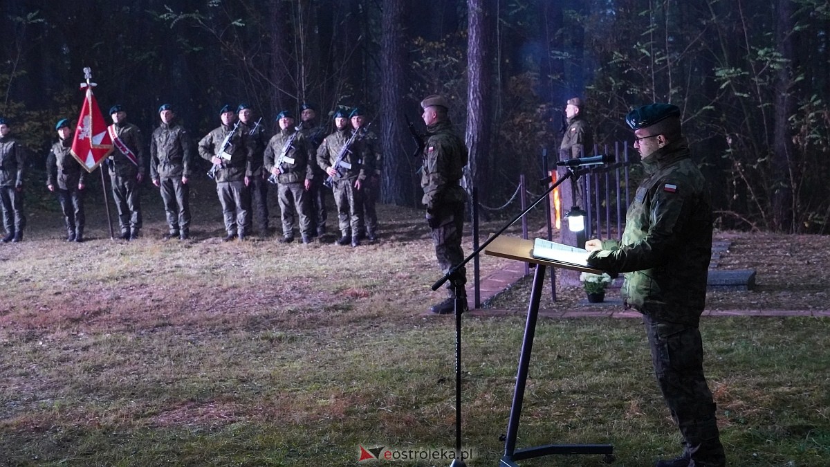 Uroczystość Za Obrońców Ojczyzny w Kamiance [08.11.2025] - zdjęcie #94 - eOstroleka.pl