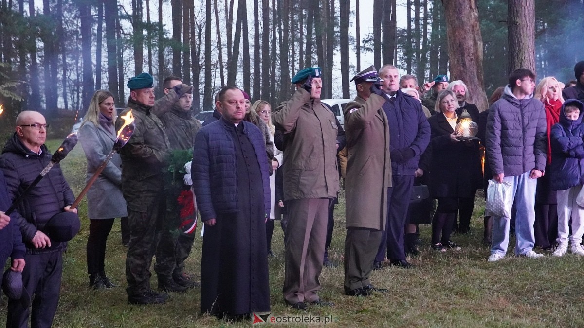 Uroczystość Za Obrońców Ojczyzny w Kamiance [08.11.2025] - zdjęcie #84 - eOstroleka.pl