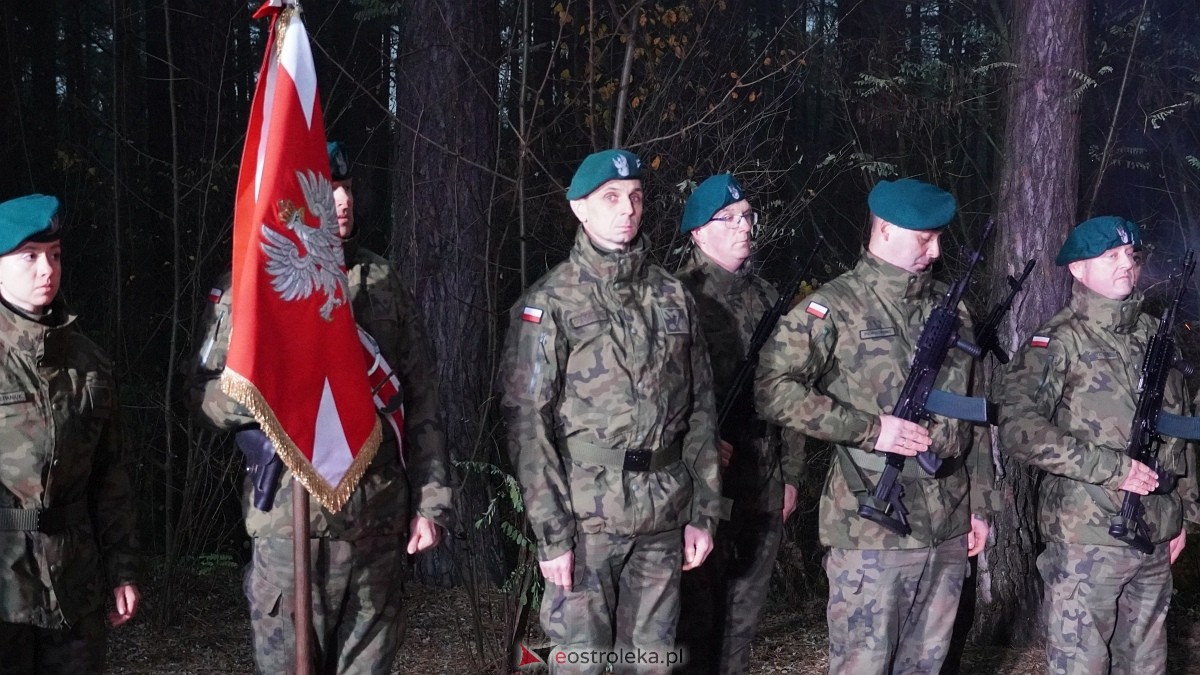 Uroczystość Za Obrońców Ojczyzny w Kamiance [08.11.2025] - zdjęcie #79 - eOstroleka.pl