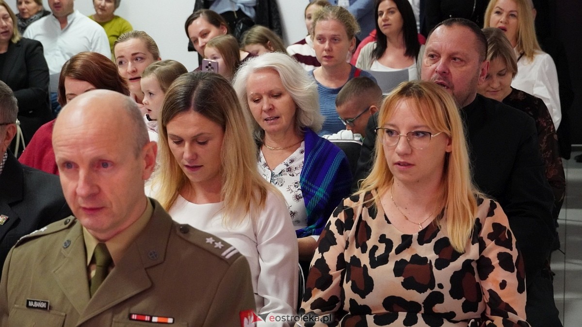Uroczystość Za Obrońców Ojczyzny w Kamiance [08.11.2025] - zdjęcie #4 - eOstroleka.pl