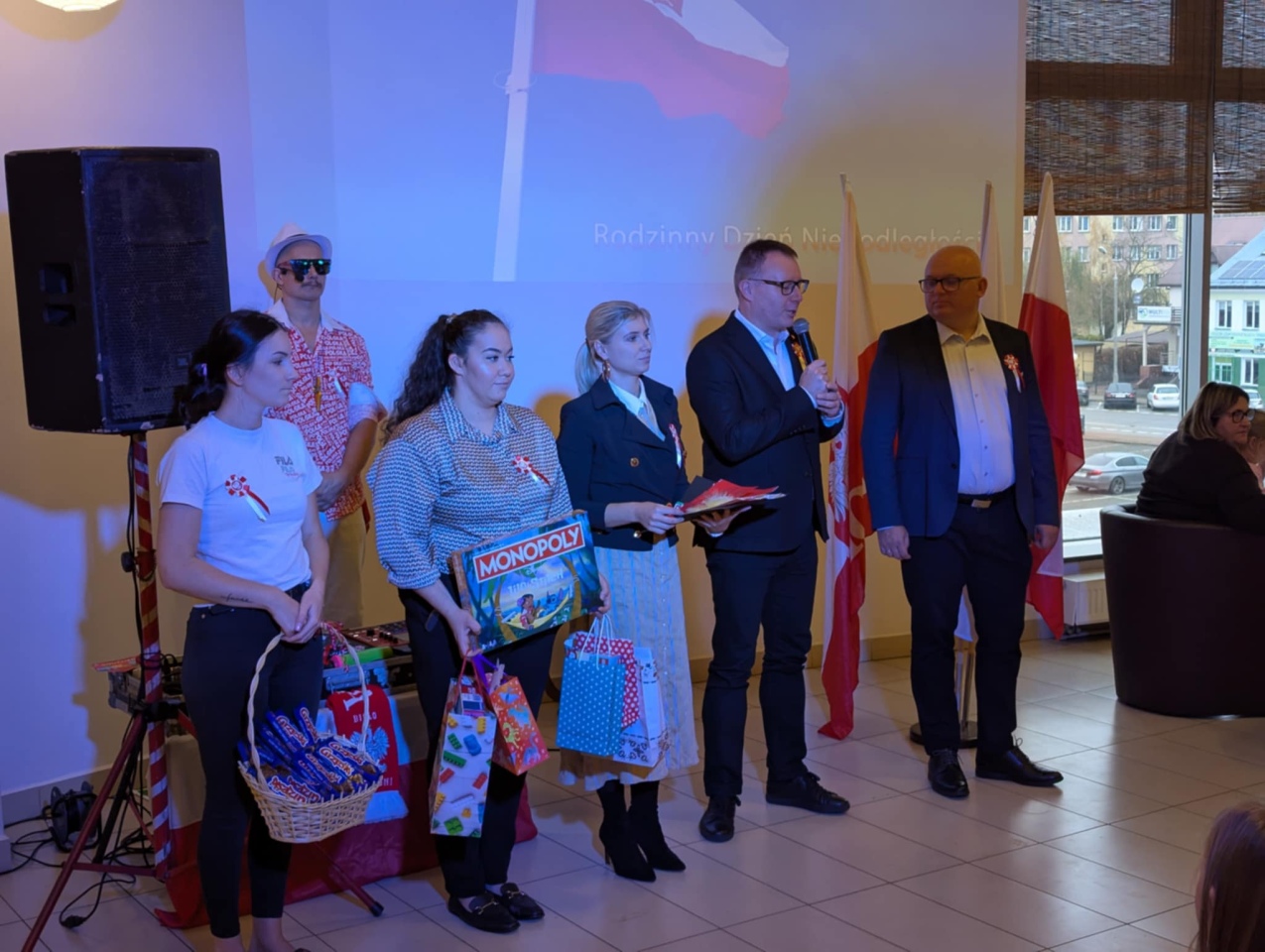 Rodzinny Dzień Niepodległości w Morskiej Krainie [9.11.2025] - zdjęcie #130 - eOstroleka.pl