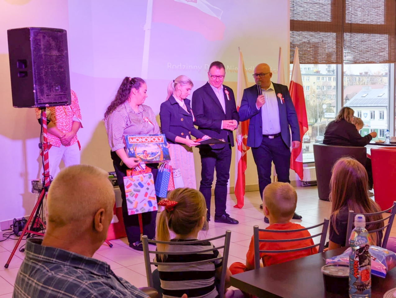 Rodzinny Dzień Niepodległości w Morskiej Krainie [9.11.2025] - zdjęcie #121 - eOstroleka.pl