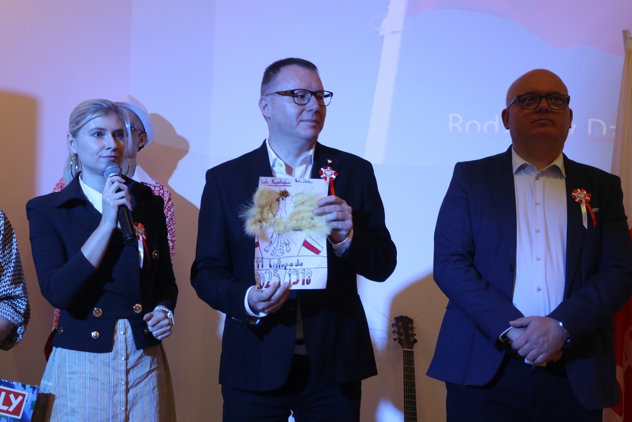 Rodzinny Dzień Niepodległości w Morskiej Krainie [9.11.2025] - zdjęcie #59 - eOstroleka.pl