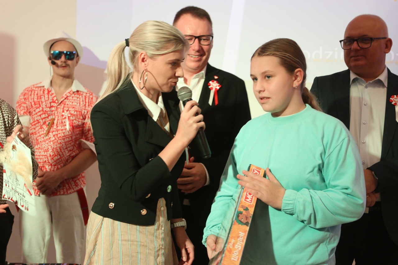 Rodzinny Dzień Niepodległości w Morskiej Krainie [9.11.2025] - zdjęcie #53 - eOstroleka.pl