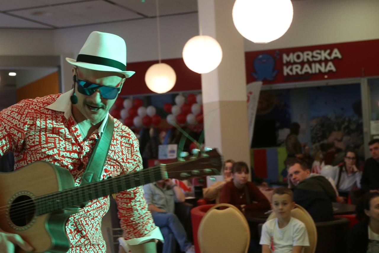 Rodzinny Dzień Niepodległości w Morskiej Krainie [9.11.2025] - zdjęcie #21 - eOstroleka.pl