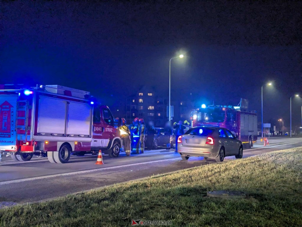 Kolizja 4 aut przy Steyera [10.11.2025] - zdjęcie #27 - eOstroleka.pl