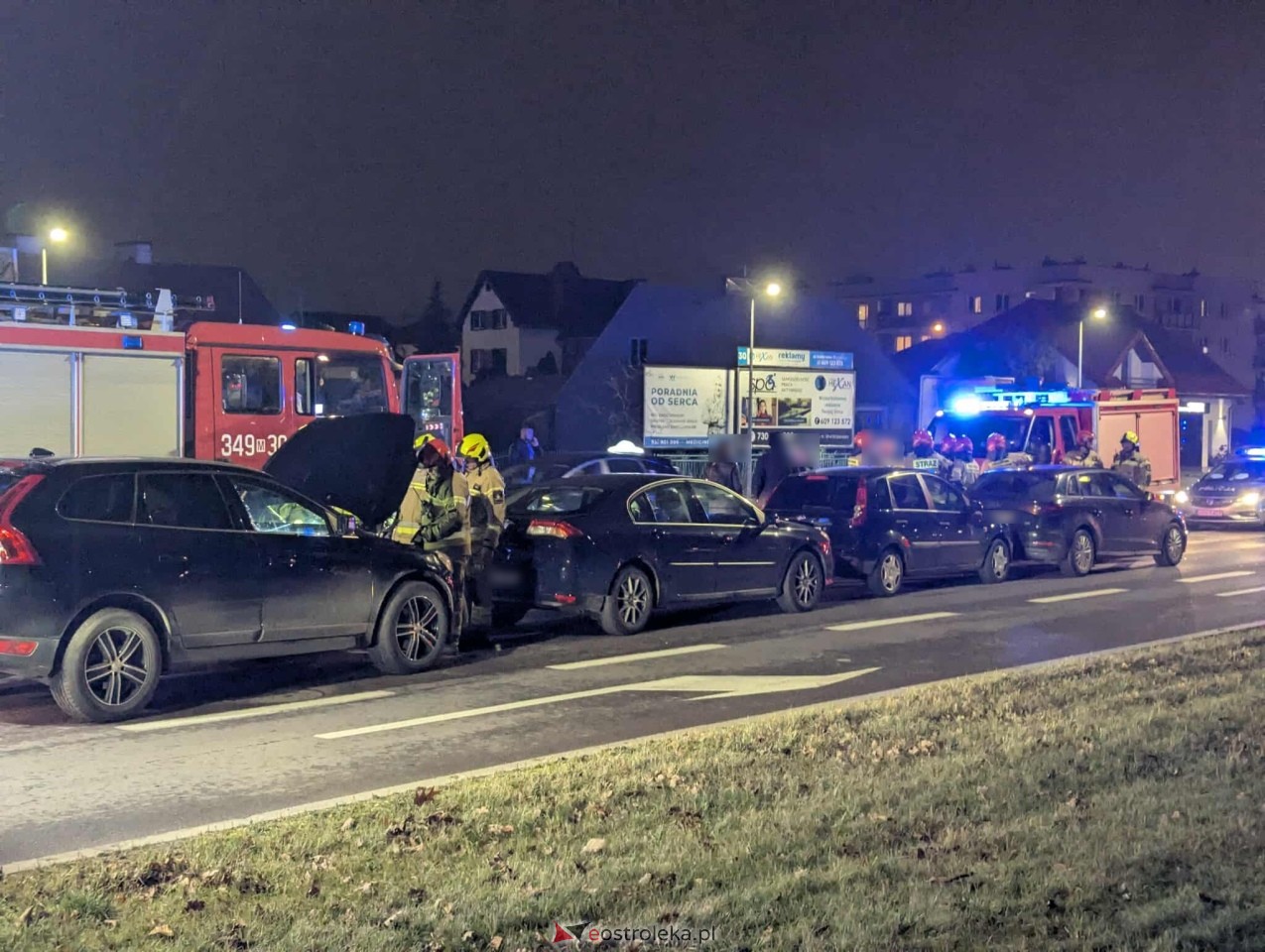 Kolizja 4 aut przy Steyera [10.11.2025] - zdjęcie #19 - eOstroleka.pl